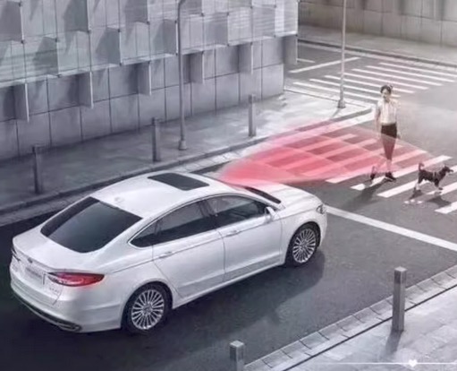 "安全先行,预警护航"——汽车前方碰撞预警系统的介绍