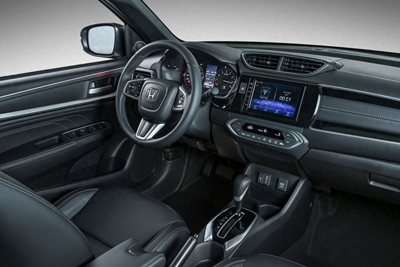 本田全新brv实车亮相!或不超12万比crv更大气,搭载1.5引擎 四驱