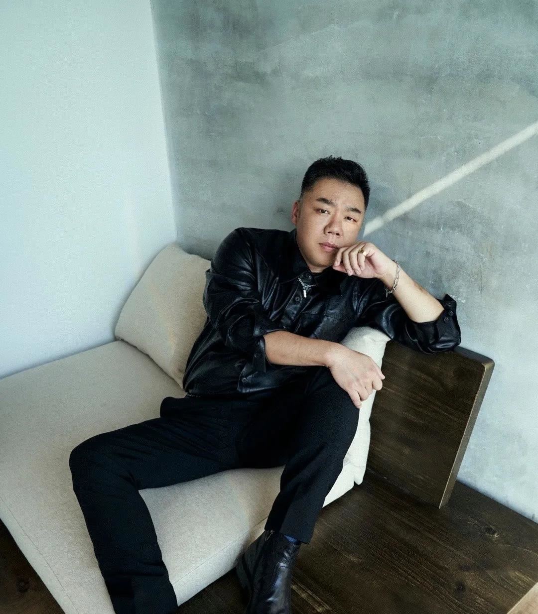 演员姜超:相亲20次相来一个老婆,结婚多年浪漫依旧