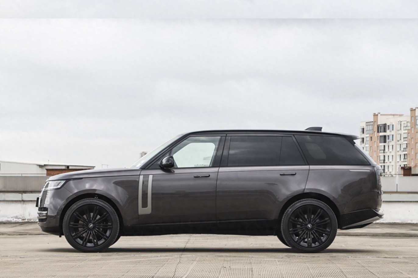 豪华商务suv!全新路虎揽胜实车,4座豪横霸气!