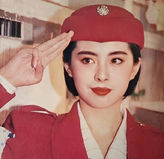 看过王祖贤的港风穿搭,终于明白为什么大家称她为"人间绝色"