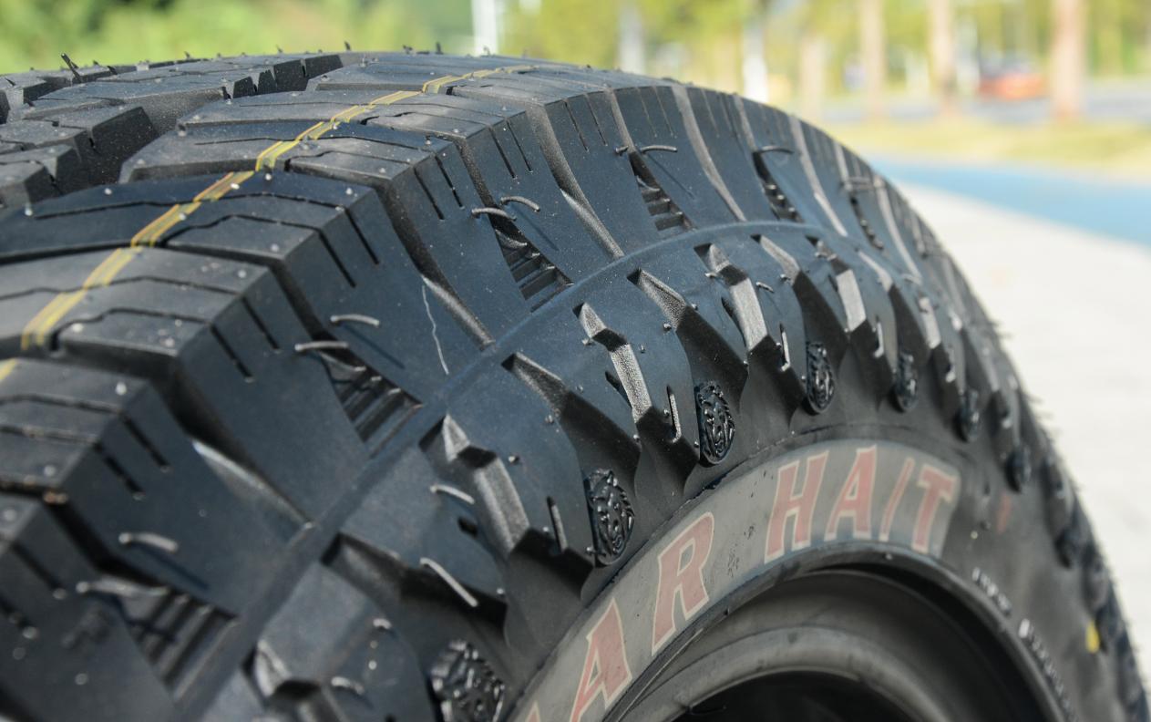 比原厂轮胎跑得更远 黑熊熊大轻at轮胎让城市suv通过性能猛增!