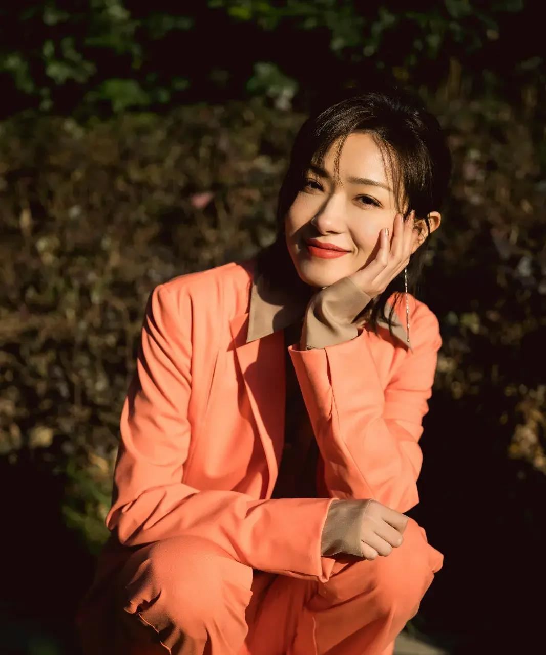 气质女星:万茜-(玉足美丽高跟凉鞋)合集1