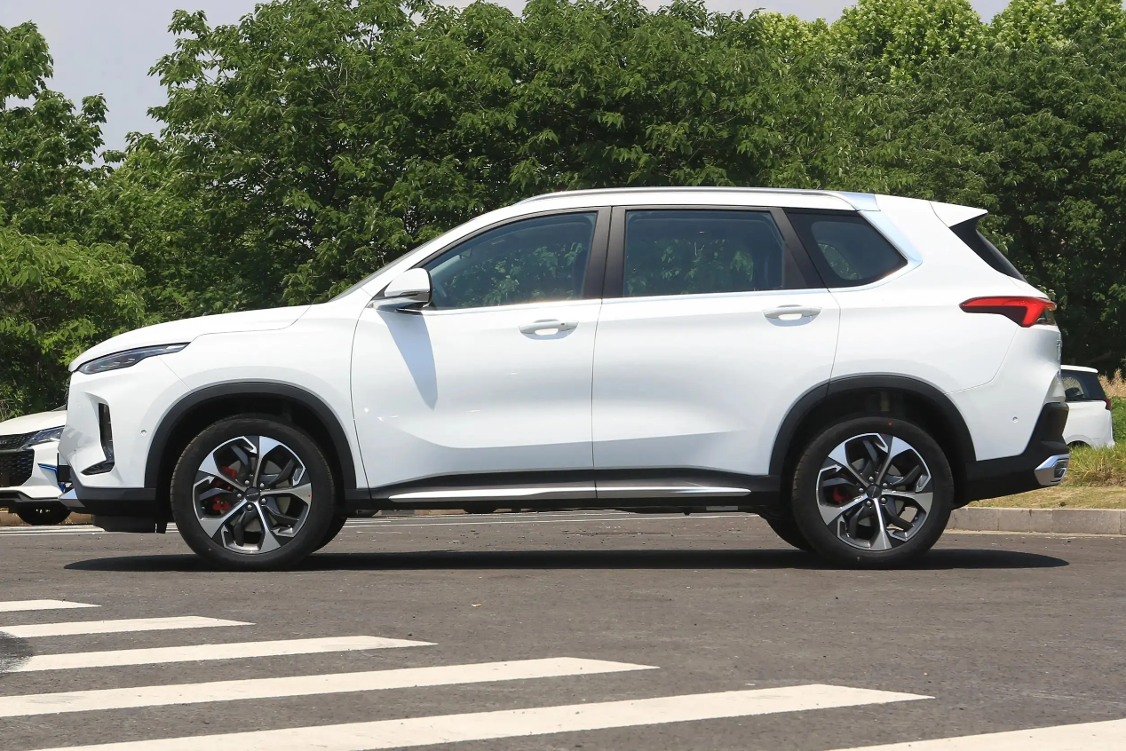 冷门中型suv,2023款上汽大通maxus d60 改款上市,11.88万元起售