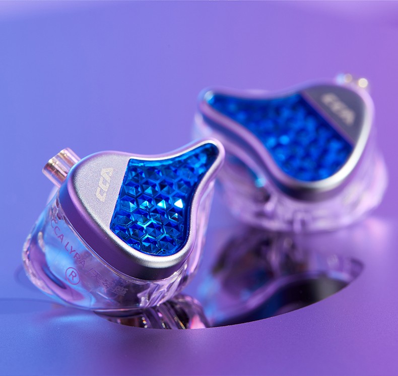 cca lyra天琴座入耳式有线耳机 一时让我分不清是耳机还是饰品