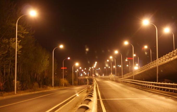 市政路灯的光源分几种颜色