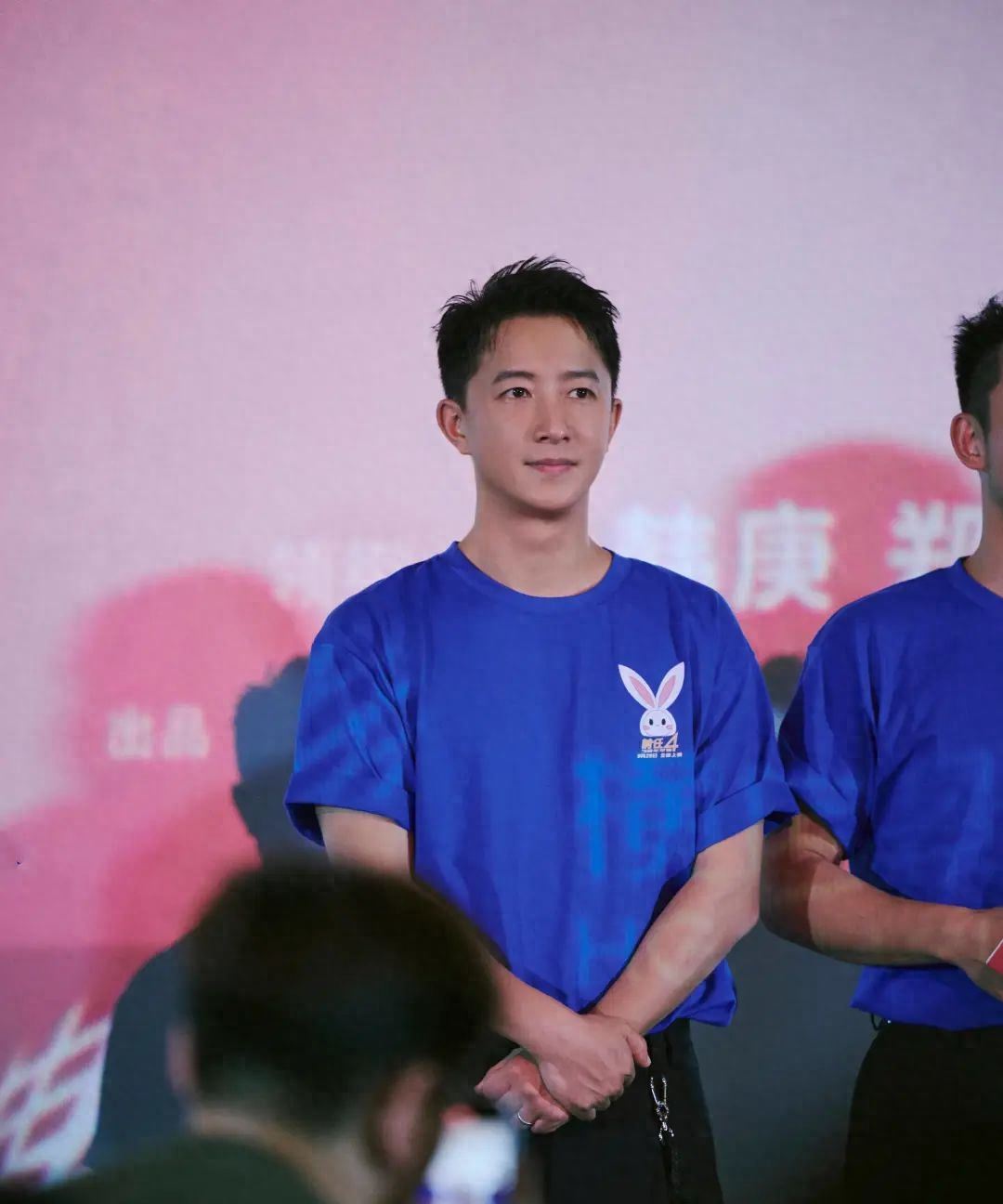 黄晓明乘人之危?王俊凯待遇差?檀健次pua粉丝?