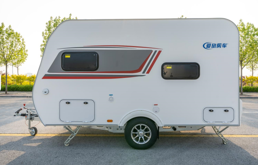 6.23郑州房车展,爱旅2022新款420拖挂房车,以梦为马,以路为家