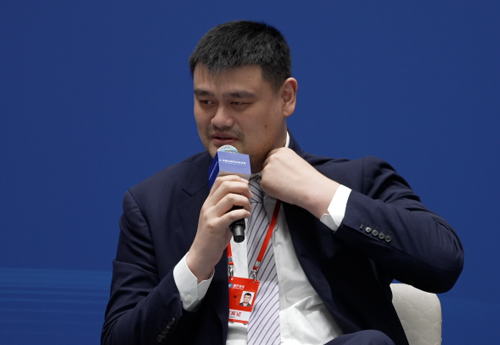 18岁中国版约基奇离nba又近一步,nba球探来cba选拔,姚明表态