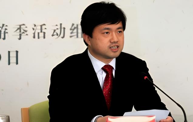 回顾:"硕士巨贪"储红飙,21岁教书育人,从政34年后被双开