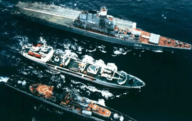 许世友率军攻克谅山,苏联舰队欲围魏救赵,美航母尾随而至