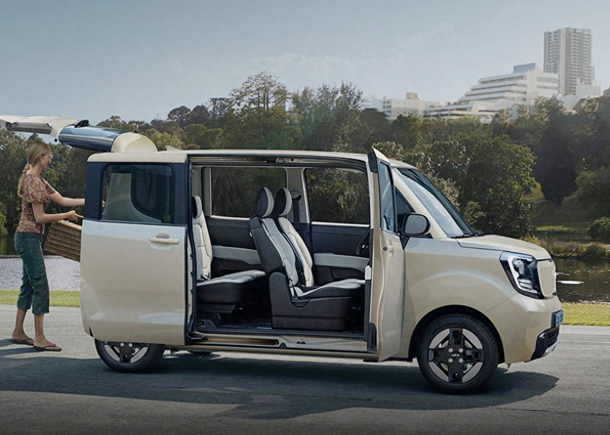 适合买菜代步的小车,新款起亚ray ev官图,无b柱 侧滑门