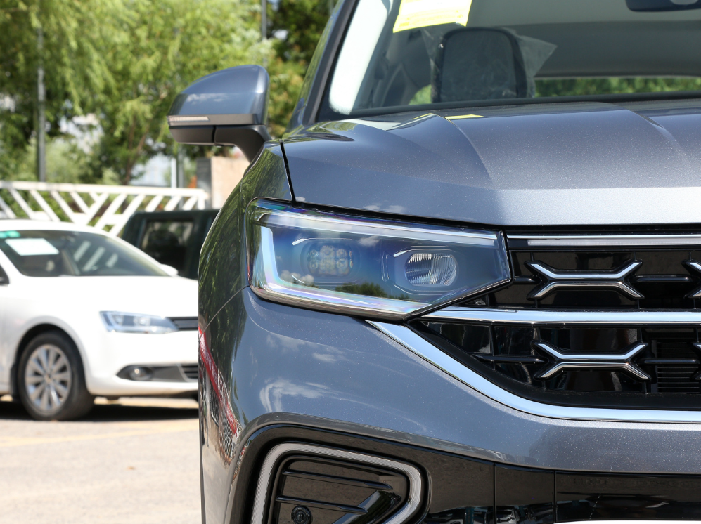 大众探岳中期改款来了,外观变化不大,内饰全新升级