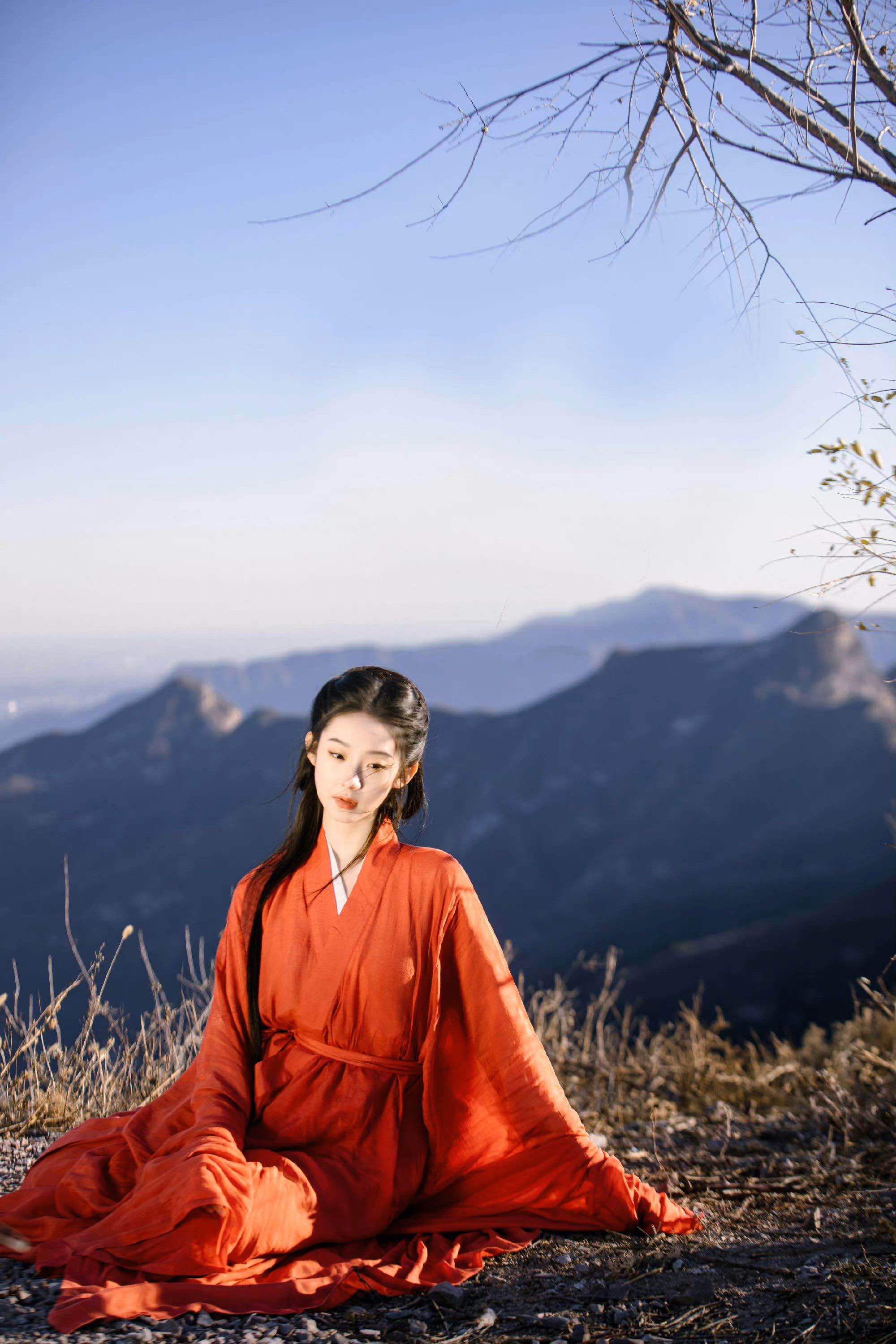 张艺凡古装造型美出圈,讲真,我看到了未来"古偶剧"的希望!