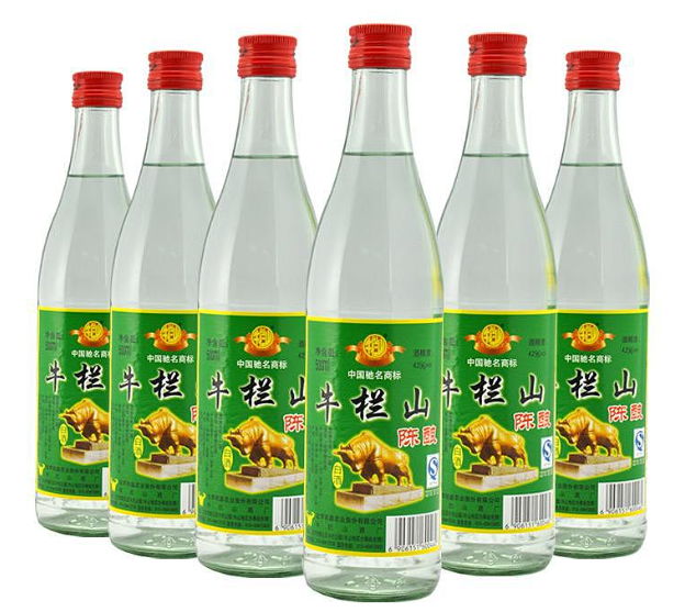身为百姓口粮酒,红星和牛栏山有什么区别?网友:没法比