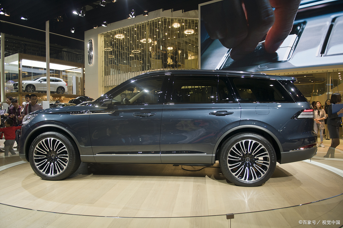 林肯航海家:超级跑车速度,豪华suv享受!你想要的一切都在这里