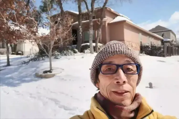 案例:教授陈平靠"批美"敛财数亿,晚年住美国豪宅,女儿嫁老外