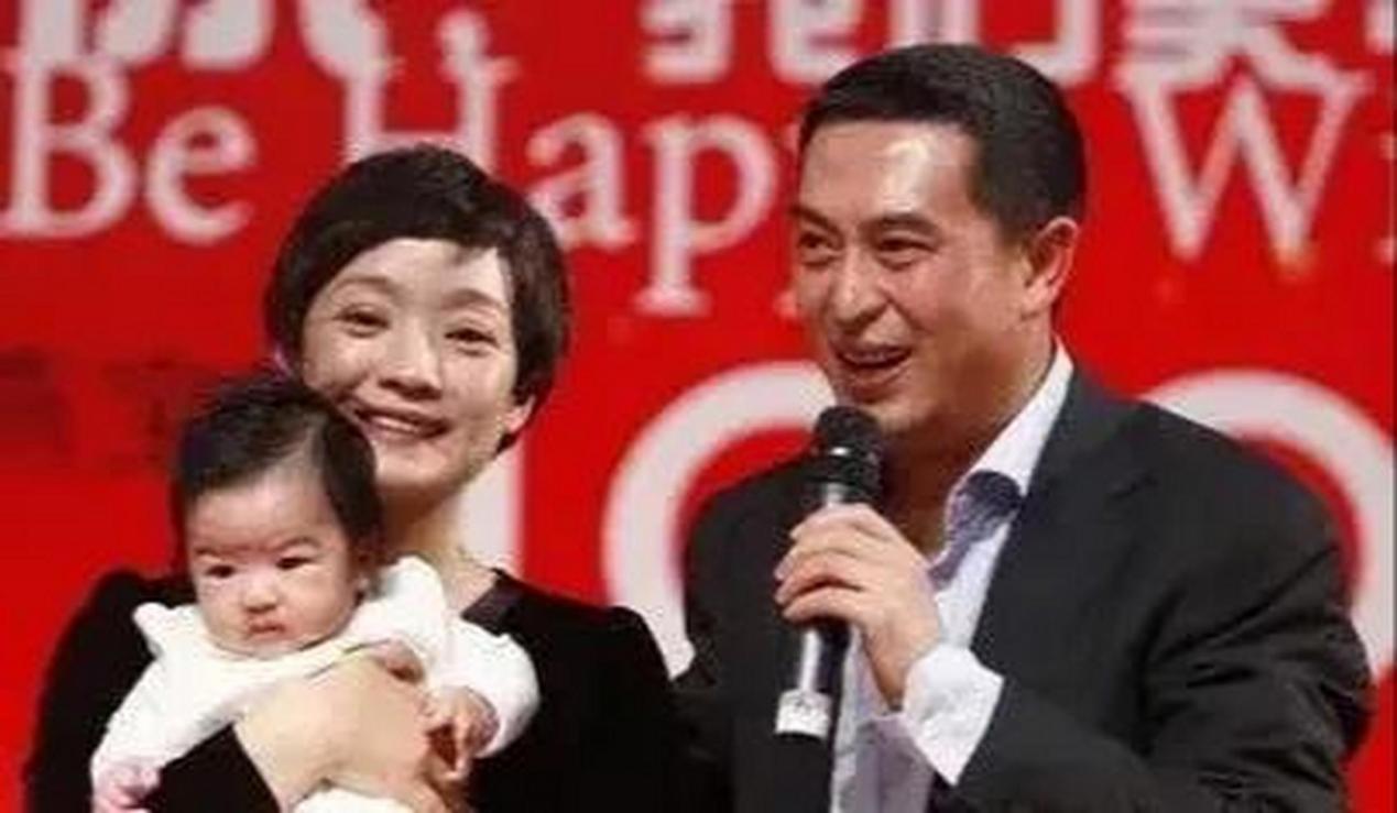 张嘉译近况曝光:时光不老的笑容