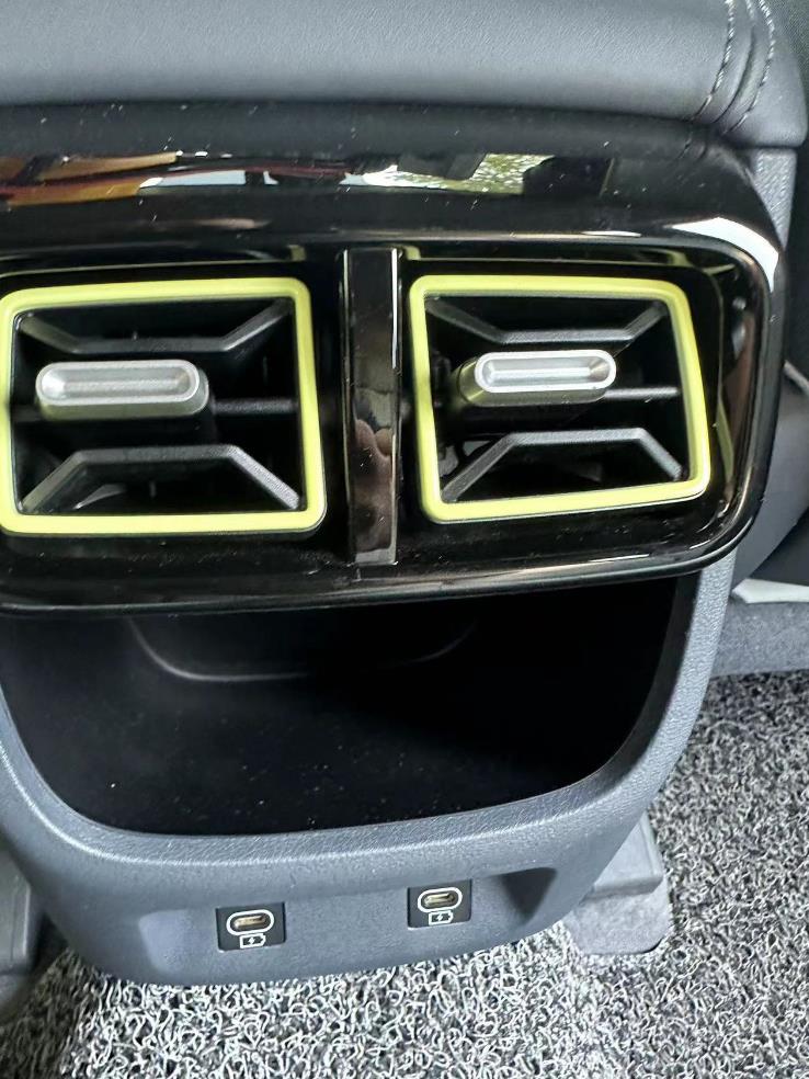 2023款现代沐飒,铸铝转向节,派沃泰6at,豪华版配置分析