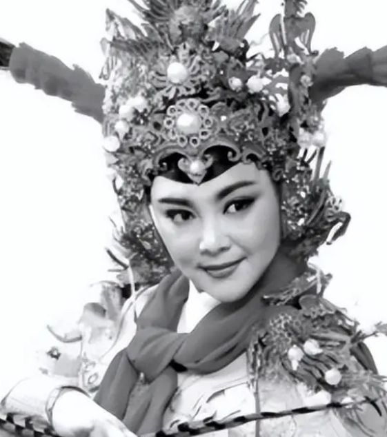 越剧名旦孙智君:与赵志刚离婚14年后,现状如何?