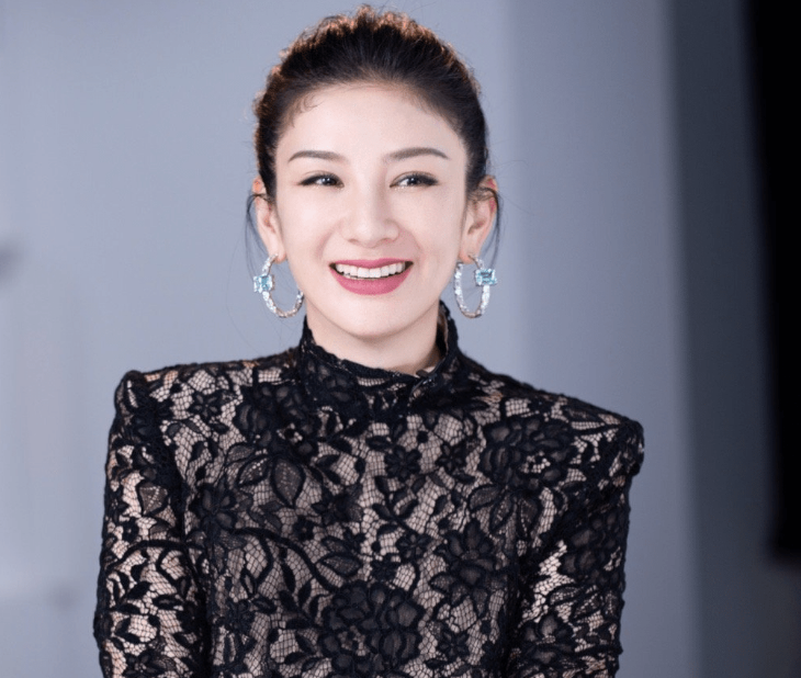 人生赢家霍思燕:与黄奕互撕陷丑闻华谊千金教做人,嫁杜江后洗白