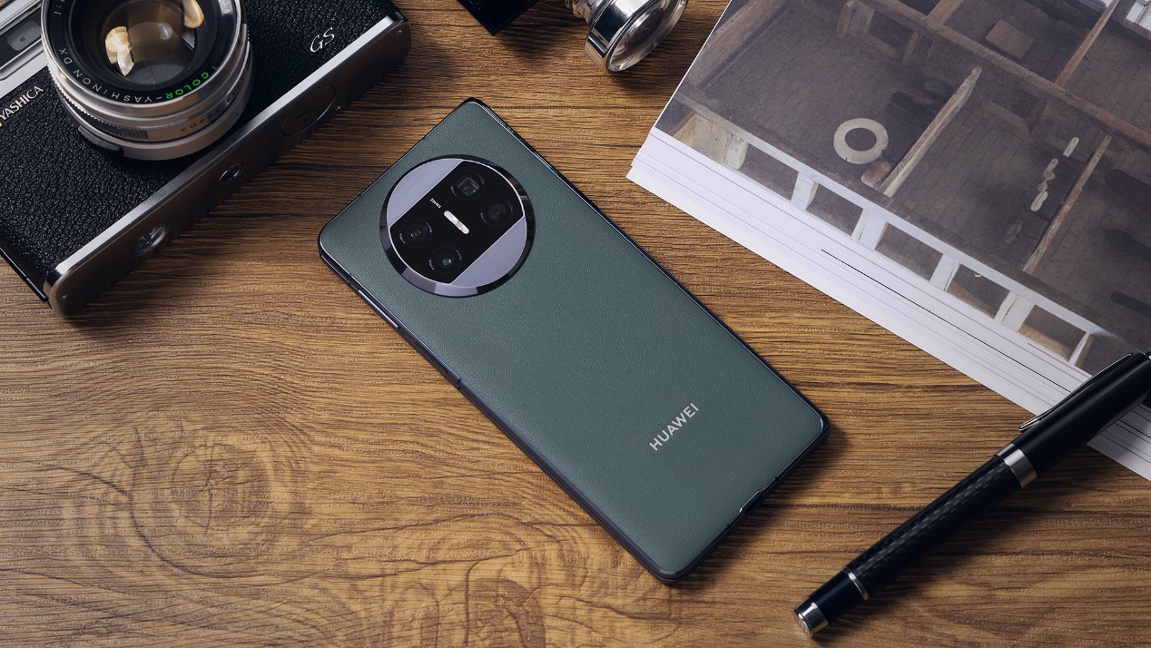 华为mate x3图赏:青山黛色依旧在,一眼倾心的高端折叠旗舰