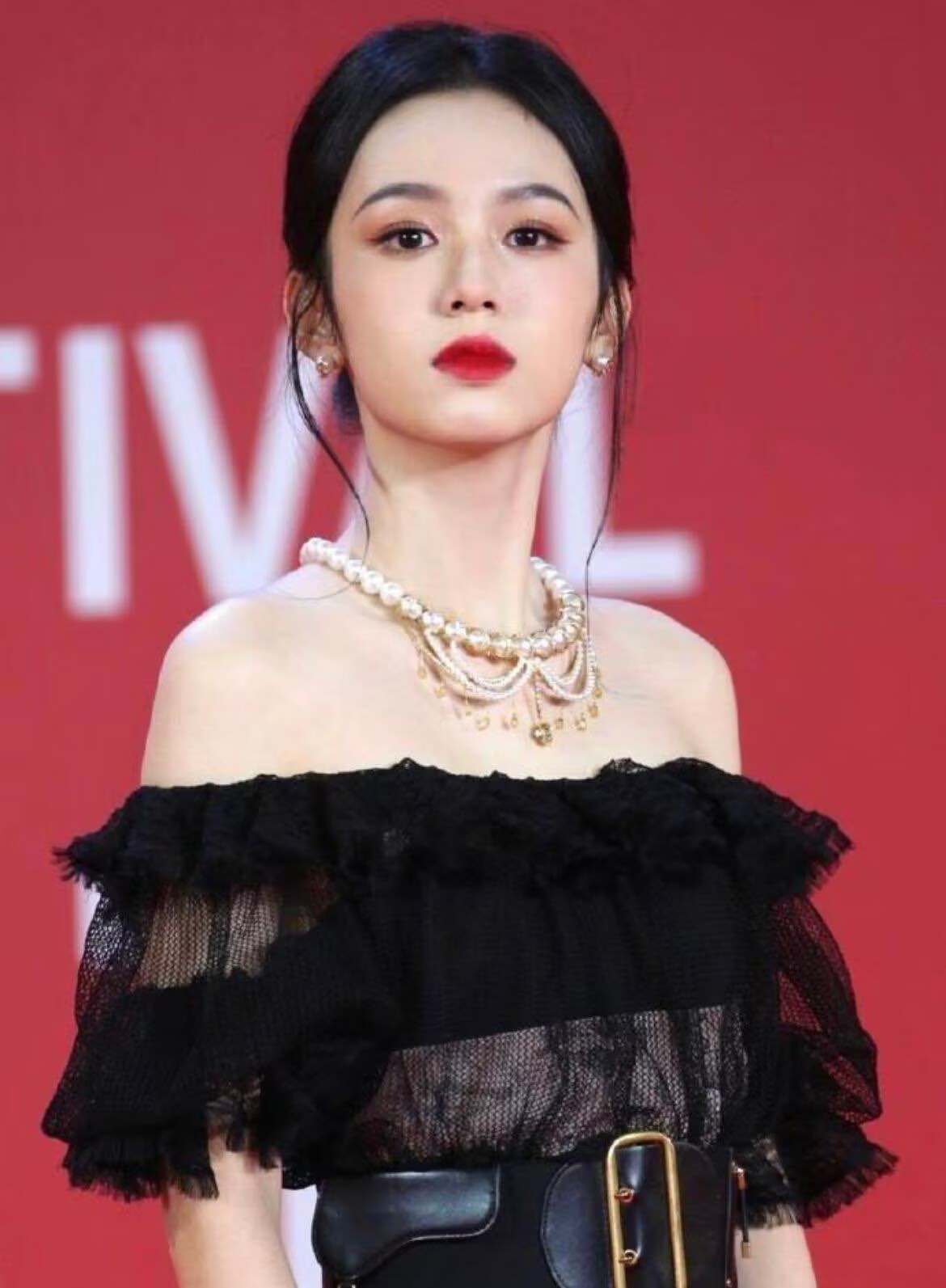 天生的骨相美人周也,在生图镜头下,也美得"不可方物"!