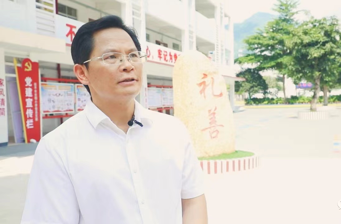 桂平市光明小学:教研融合,实践创新,谱人才培育新篇章