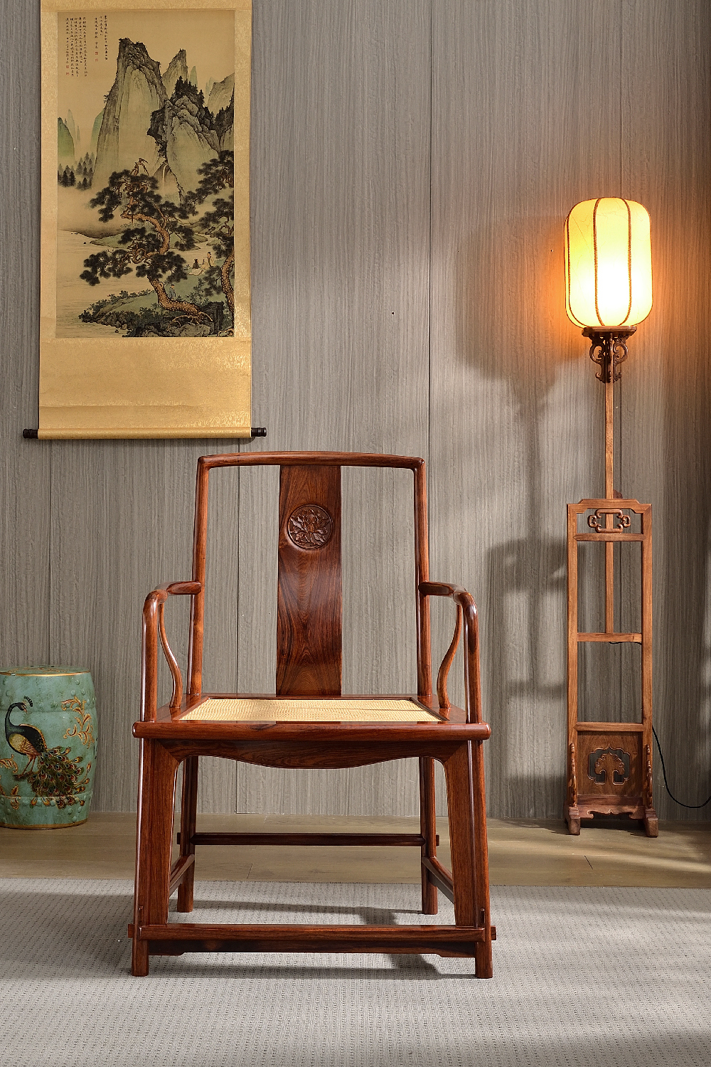 "大扇南"王世襄的钟爱,白酸枝扇形南官帽椅