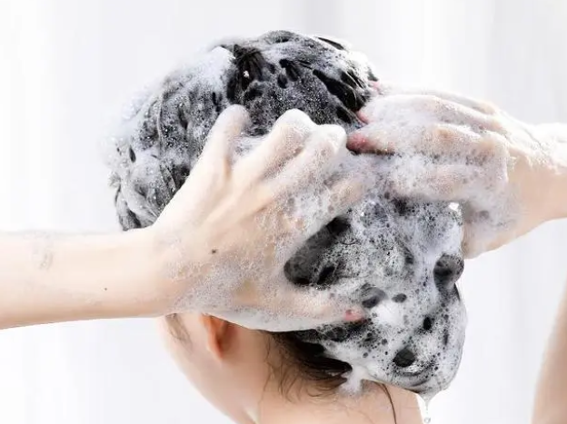 建议女人:洗头发记得4个不要,发质会变得蓬松,掉发也减少