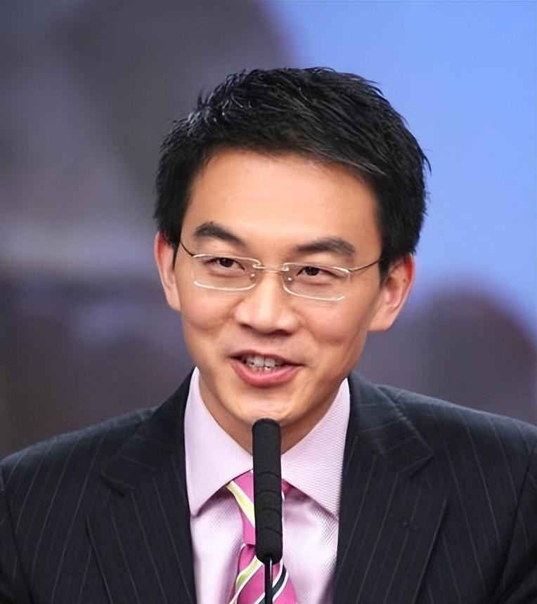 前央视主持人郎永淳,放弃大好前途只为救妻子,如今怎么样了?