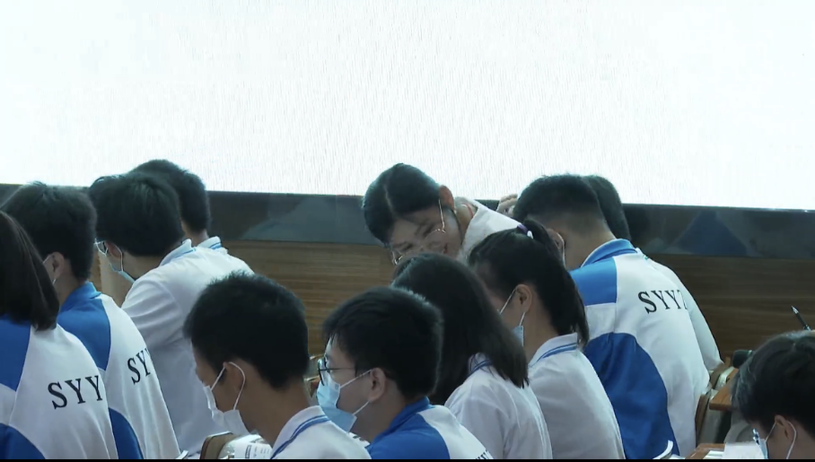 万宁中学教育教研喜报频传