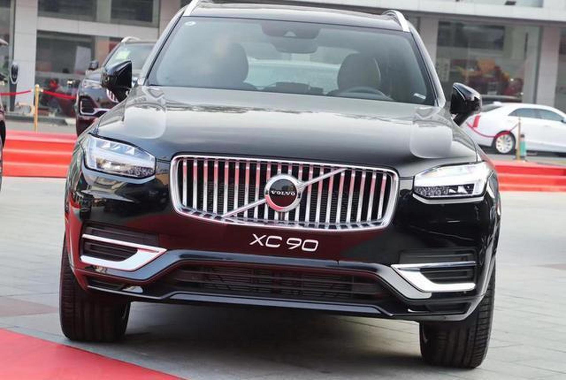 其安全性能卓越,继承了沃尔沃一贯的传统.