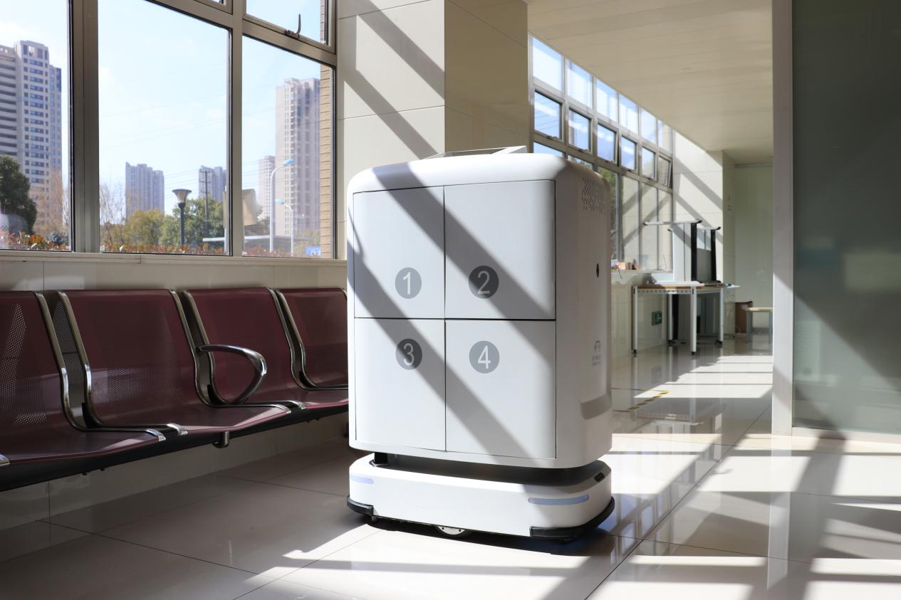 医疗物流机器人助力医院后勤减负增效