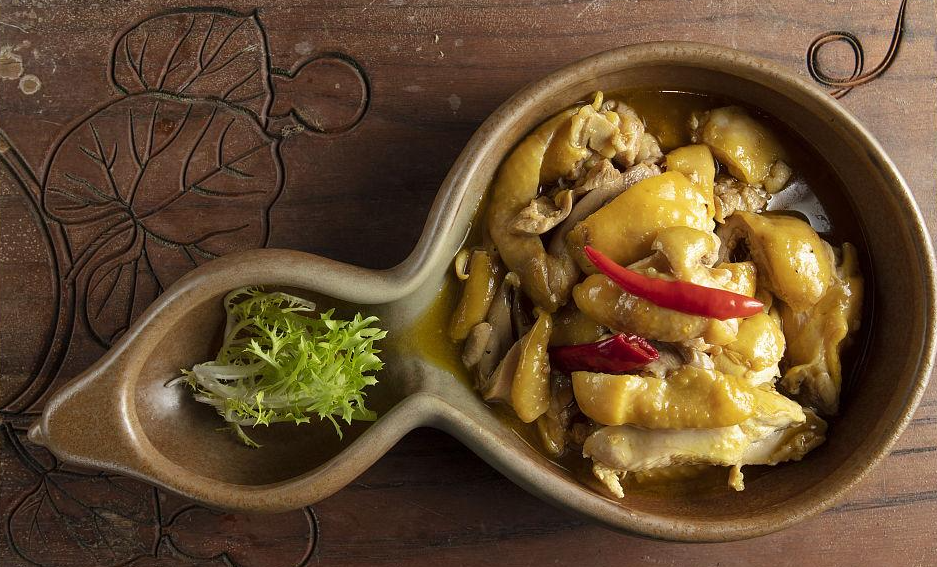 东安子鸡的全程揭秘!传统饮食文化与现代烹饪技巧的完美结合!