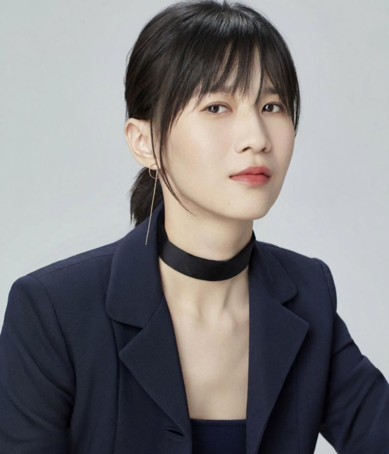 一张身份证能看出什么?金钱乃万恶之源,网红项思醒超级大瓜解析