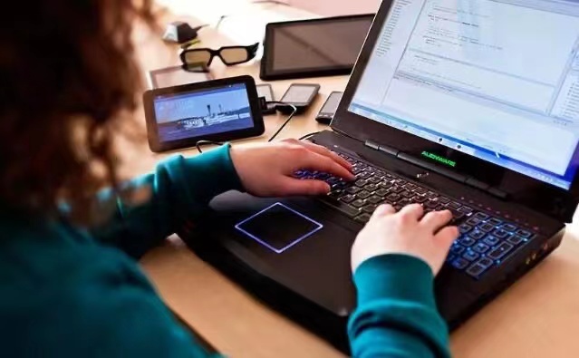 "人生跳板":首选职业教育