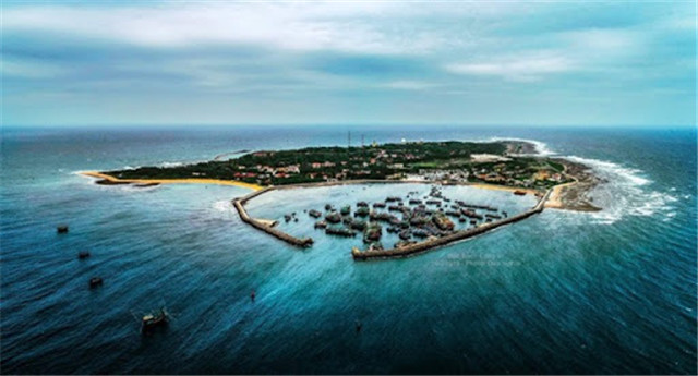 中国租给越南的白龙尾岛,19年前却被划入越南版图,我国能收回吗