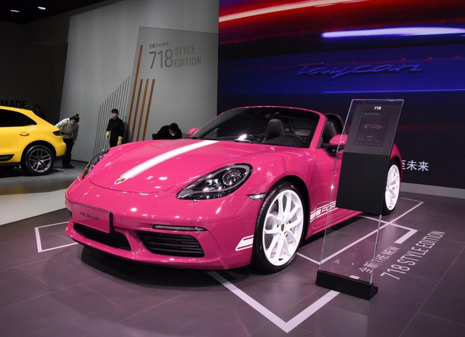 不管新能源再怎么疯狂,保时捷718依然是超豪华的销量王