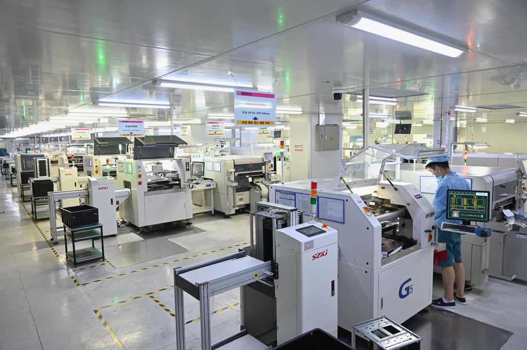 一分钟让你学会辨别波峰焊和回流焊