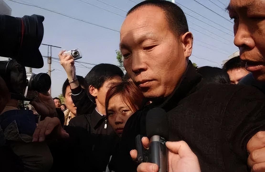 湖北男子被判杀妻入狱,11年后妻子突然回家,办案民警自缢身亡