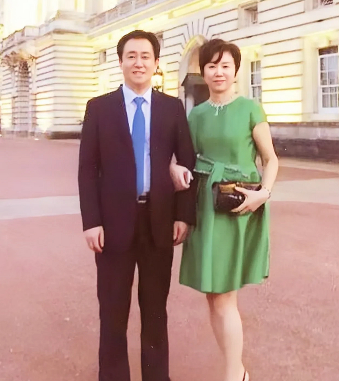 律师推测许家印将面临死刑,美国申请破产就是卖国贼!彻底栽了