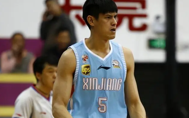 杨敬敏致歉退役,台湾联盟规定不允许出轨,cba还需要学习