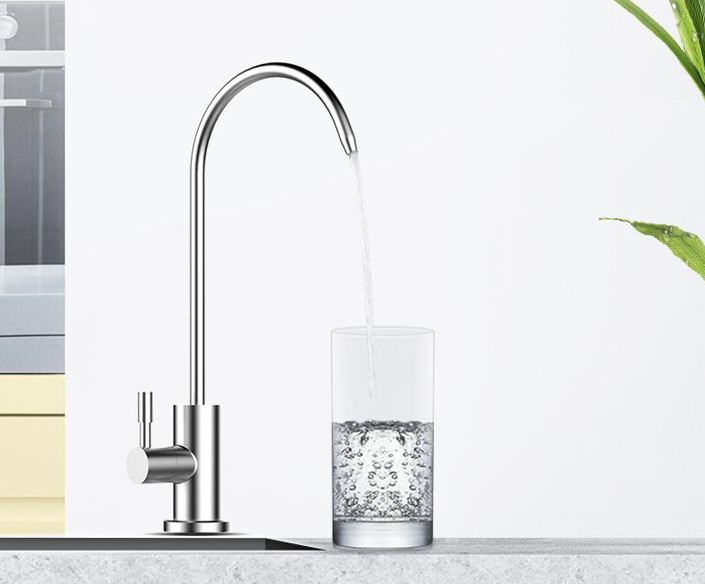 万家乐净水器玉露2.0纯净双出水,满足家庭多场景饮用水需求