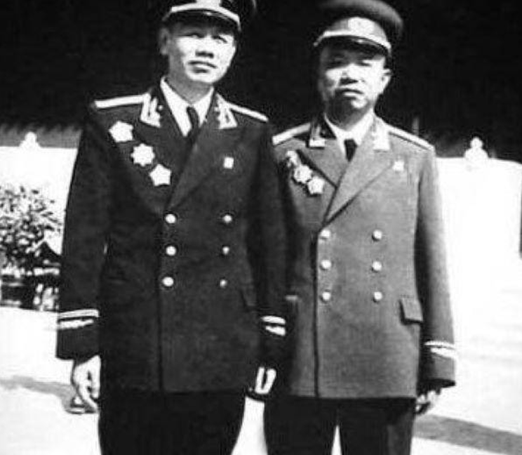 丁先国:曾担任总后勤部副部长,46岁授少将,晚年沦落到捡破烂