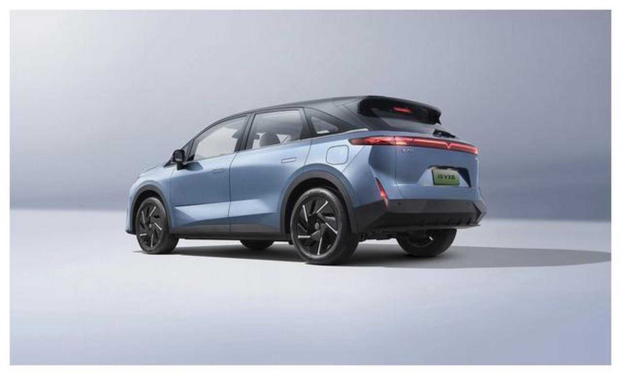 启辰vx6是东风日产发布的一款新能源家用suv,拥有运动感的外观设计