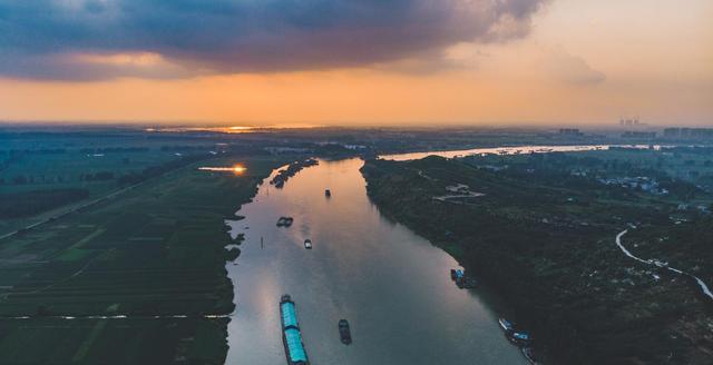 淮南这一景点,淮河绕境而过,风景如画,素有"淮上胜境"美誉!