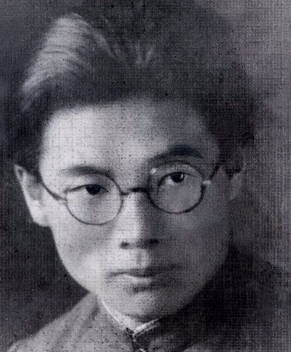 周立波不幸染病在京逝世,把一生积蓄捐献国家,妻子瞬间泣不成声