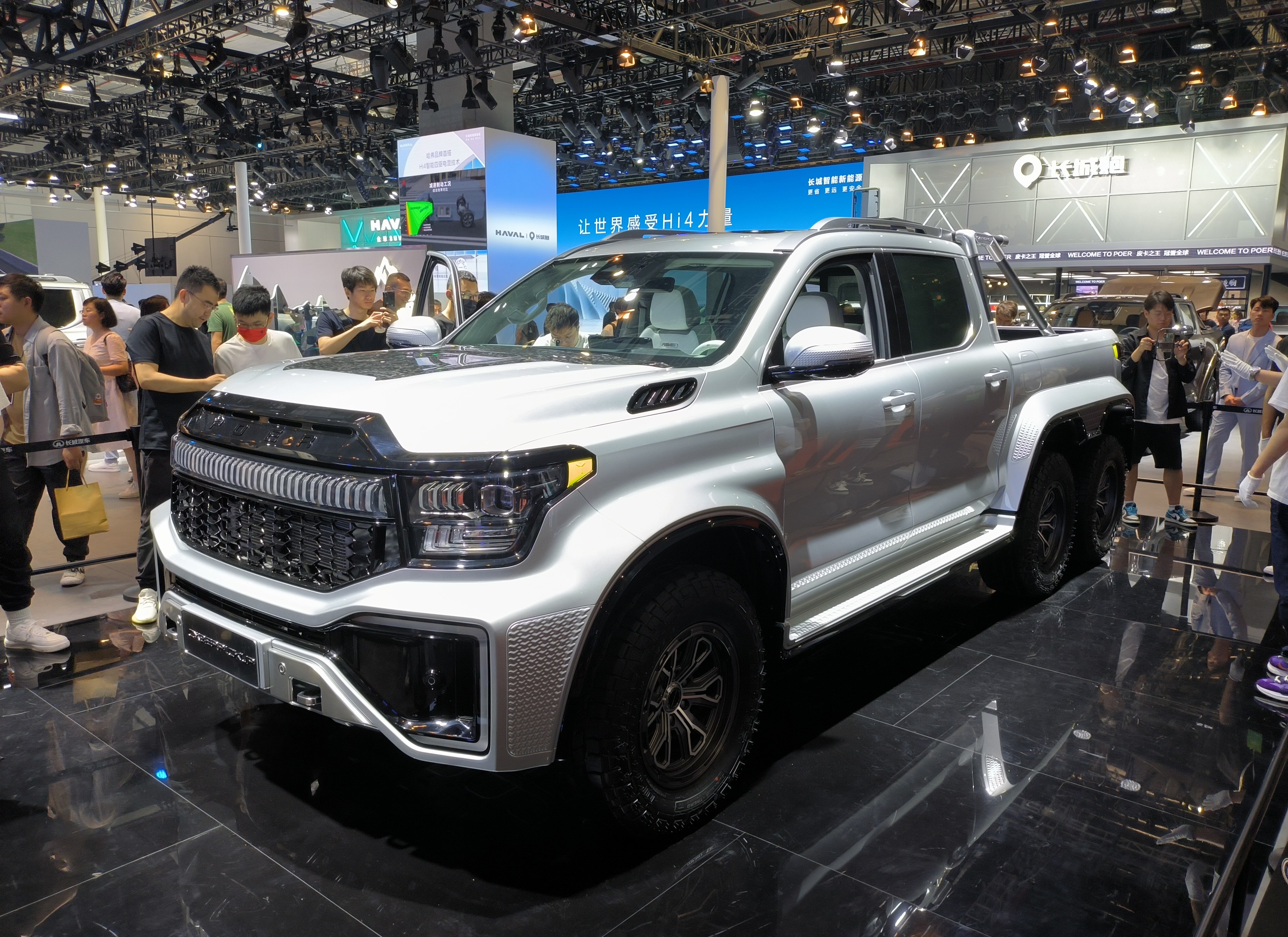 越野玩出新境界,长城炮推出6×6越野皮卡