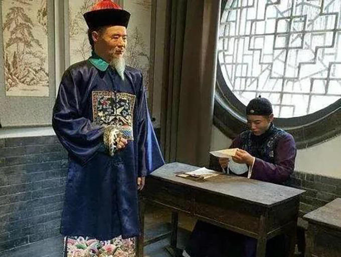 进士匾额上注明"钦点即用知县",这"六字"到底有什么含义呢?